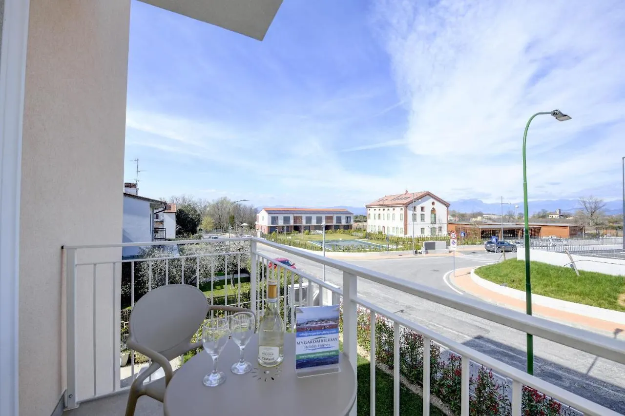 Ranalli Palace Peschiera del Garda Italien