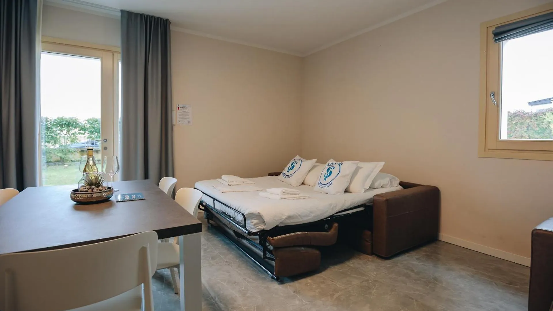 Ranalli Palace Πεσκιέρα ντελ Γκάρντα 0*,  Ιταλία