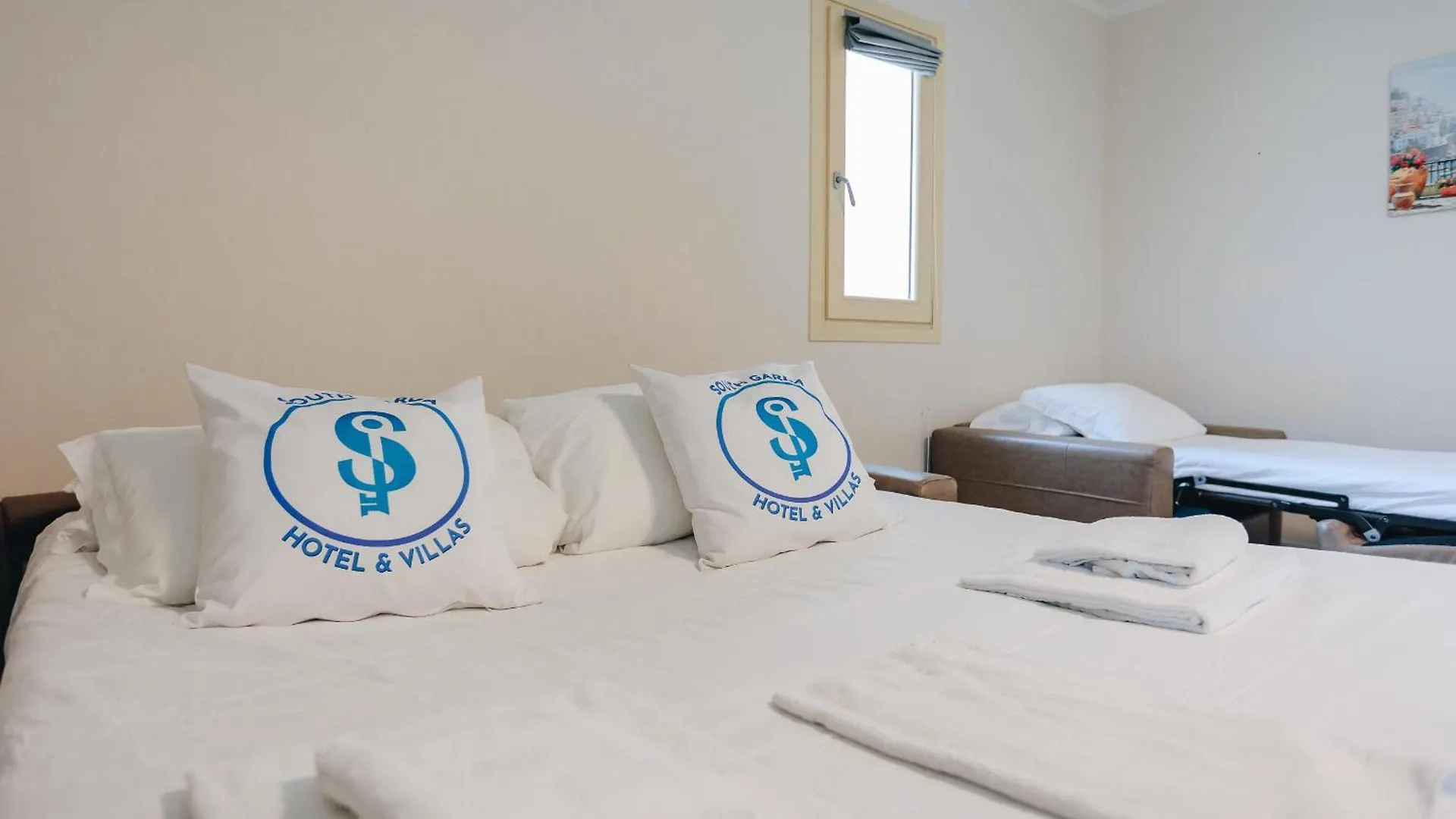 Ranalli Palace Peschiera del Garda 0*,